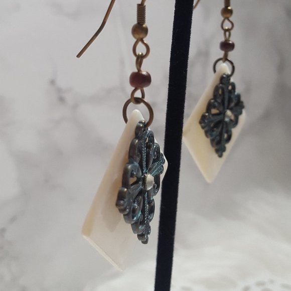 ⭐️Earrings - Picture 3 of 4